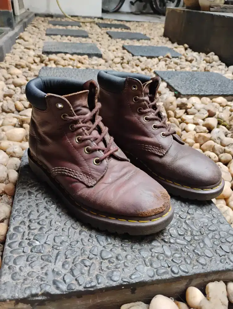 Sepatu Boots Dr Martens Saxon Crazy Horse Size 6UK