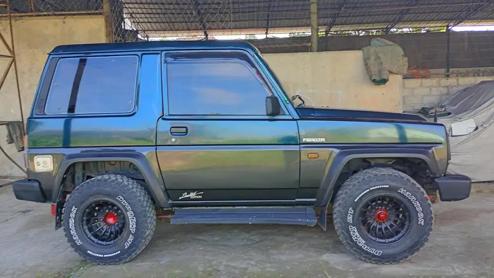 Daihatsu Feroza 1995 Bensin