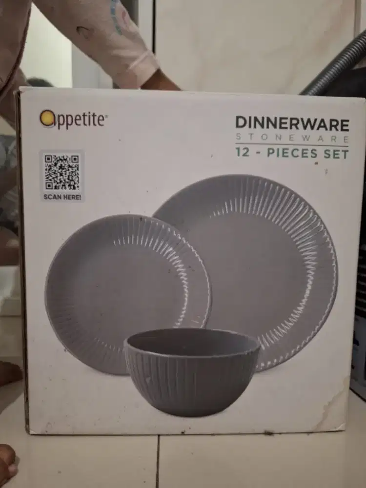 Dinner set stoneware merk Oppetitte