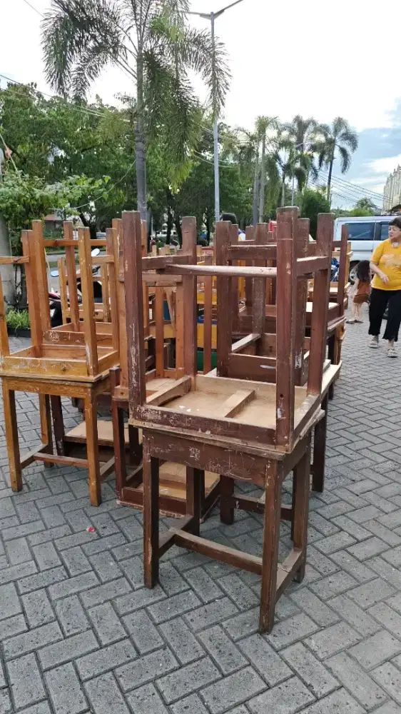 Meja Belajar bekas sekolah