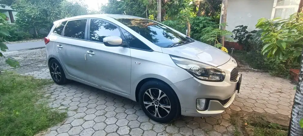 Kia Carens 2013 Bensin