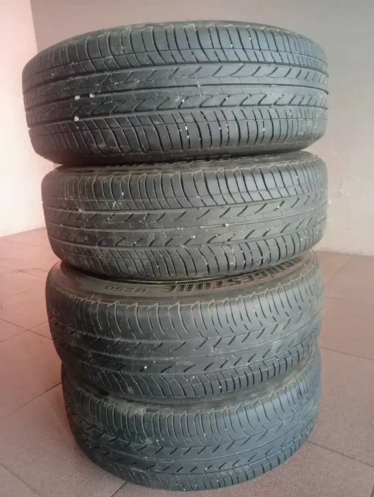 Ban 15 Bridgestone 185/65/15 avanza kijang nik 2021