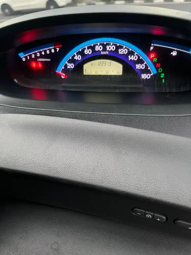 Honda Freed 2011 Bensin