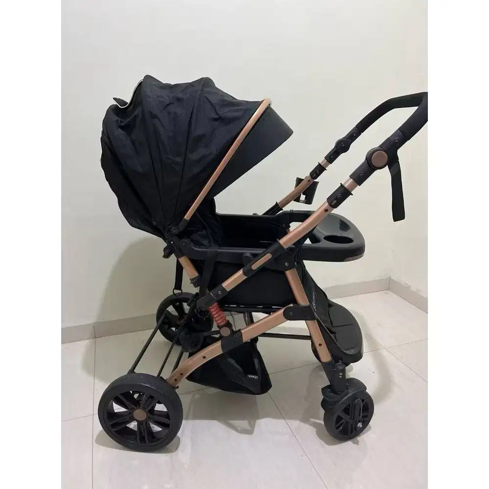 Preloved (second) Kereta Bayi Stroller Pliko Galaxy 2 Gold Frame Pegan