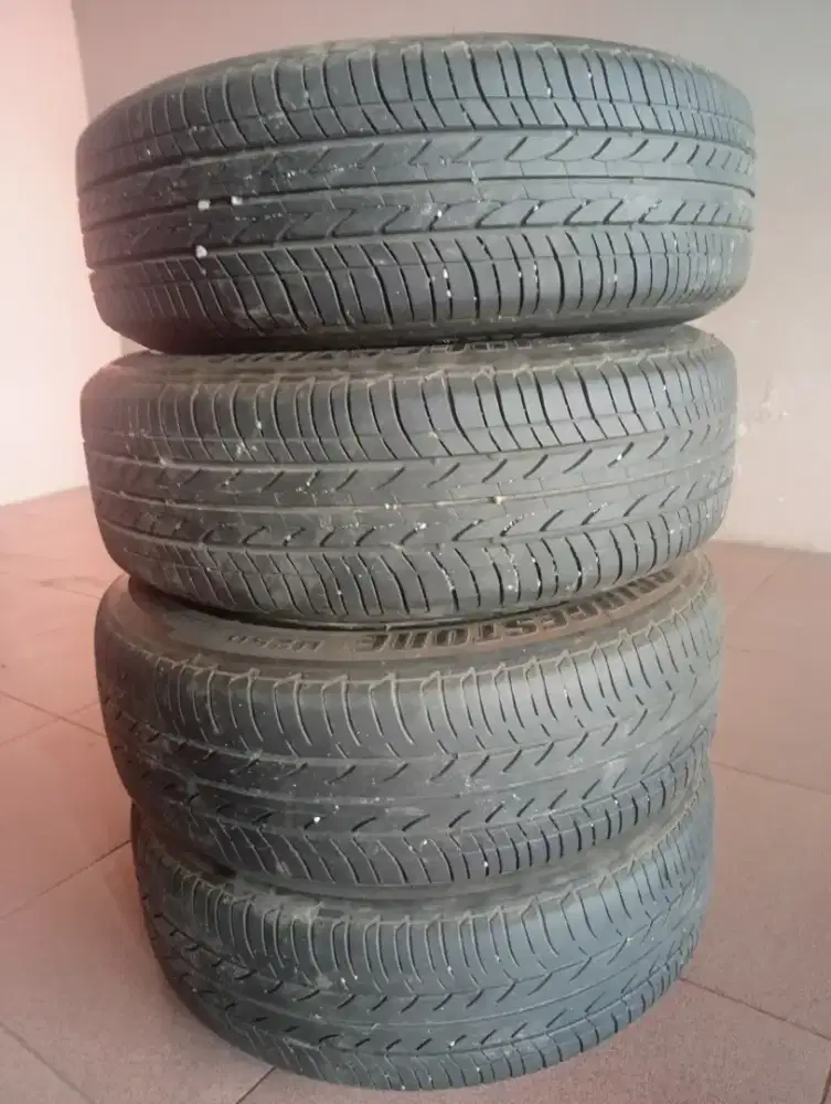 Ban 15 Bridgestone 185/65/15 nik 2021
