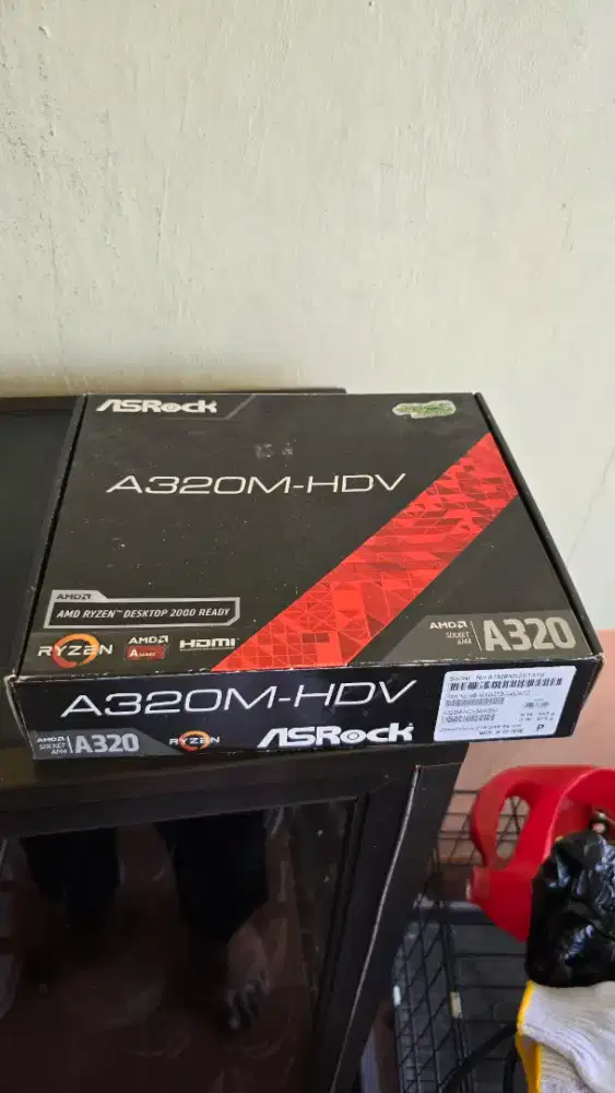 Mobo Asrock dan Keyboard NYK