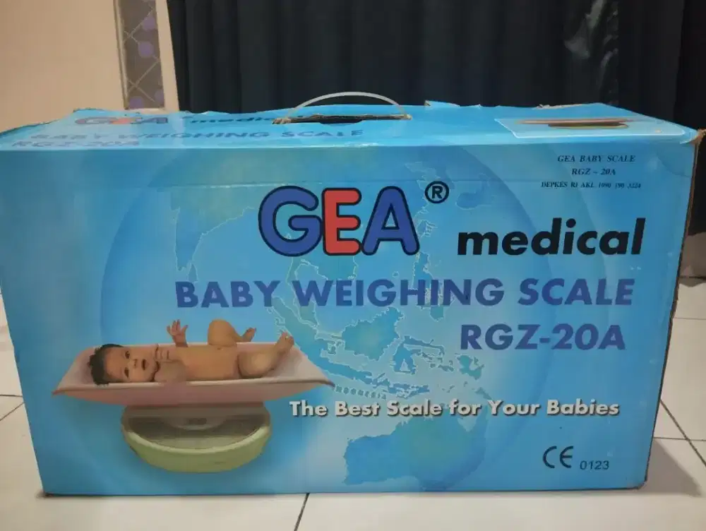 Timbangan Bayi GEA, Bouncer, Bak Lipat, Bantal Menyusui