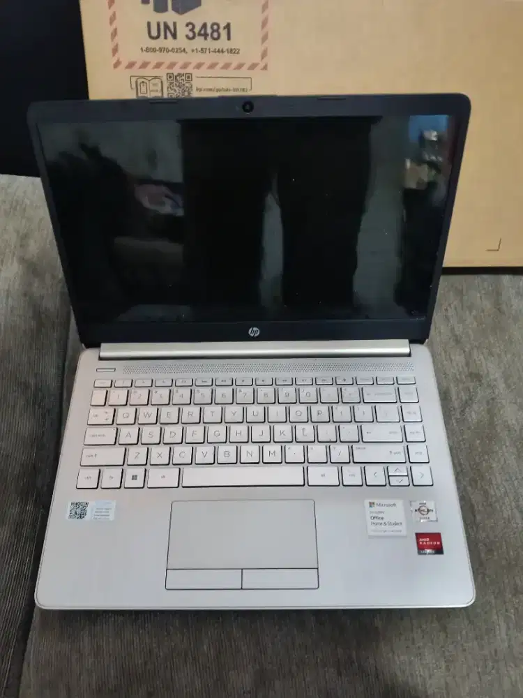 Di jual cepat laptop hp