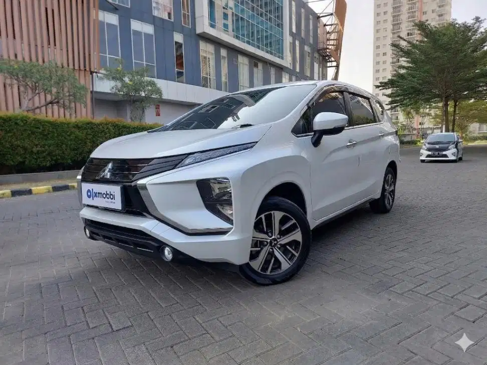 DP 5% Mitsubishi Xpander 1.5 Exceed Bensin-AT Putih CBRAB