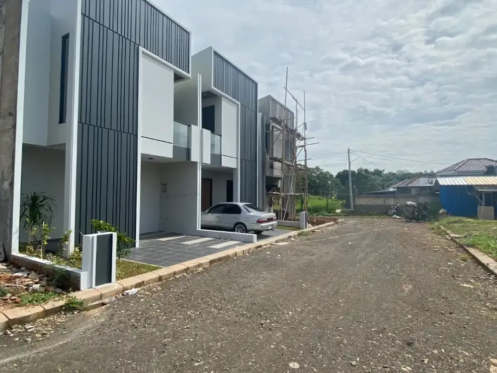 Ready stok 2 lantai di sawangan depok,dekat superindo,sekolah