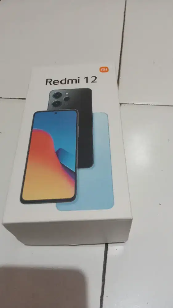 Hp redmi 12 ram 8/256 lengkap no minus tinggal pakai