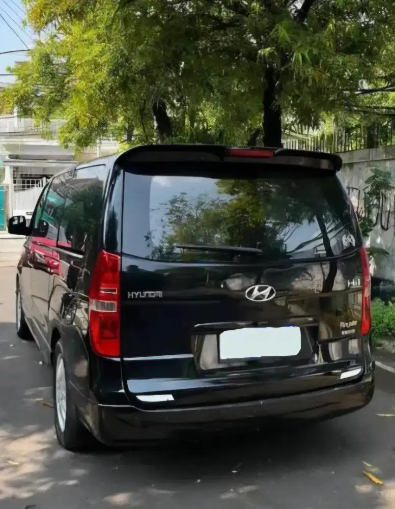 MURAH. Hyundai H1 Royale Diesel CRDi 2015 h-1 alphard 2014 vellfire