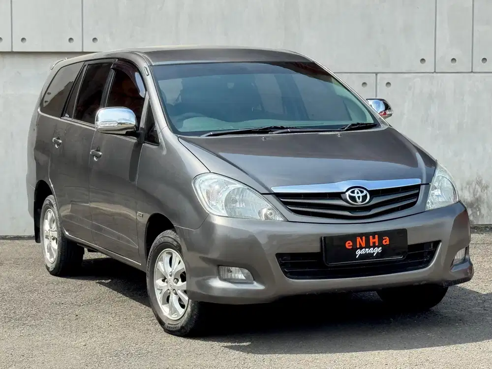 Toyota Kijang Innova G 2.0 bensin manual 2009.. istimewa..