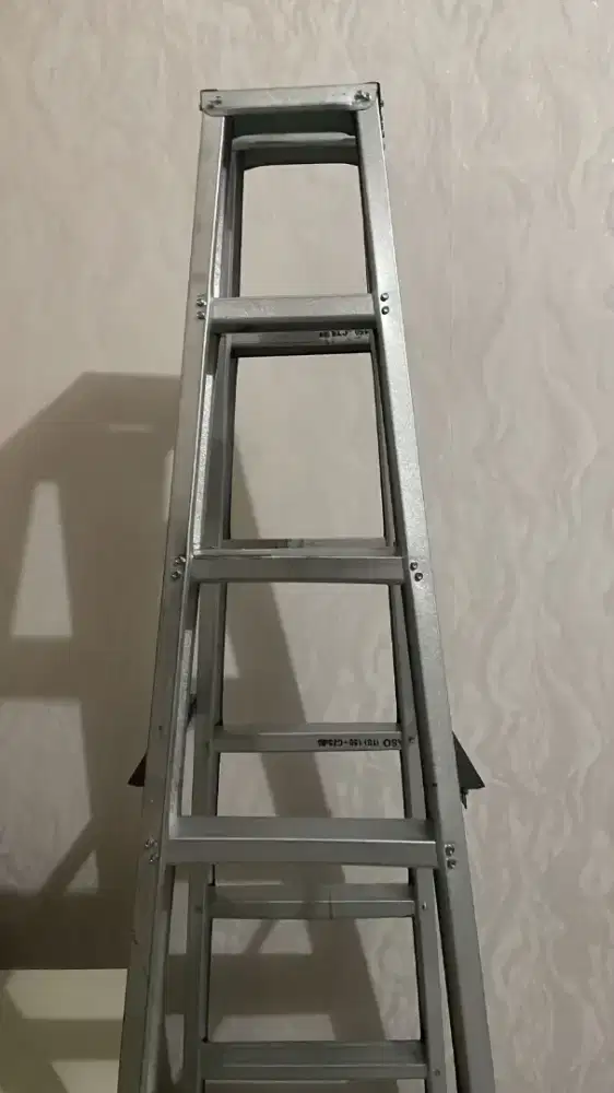 Tangga lipat baja ringan barang baru bukan bekas lha ready slalu