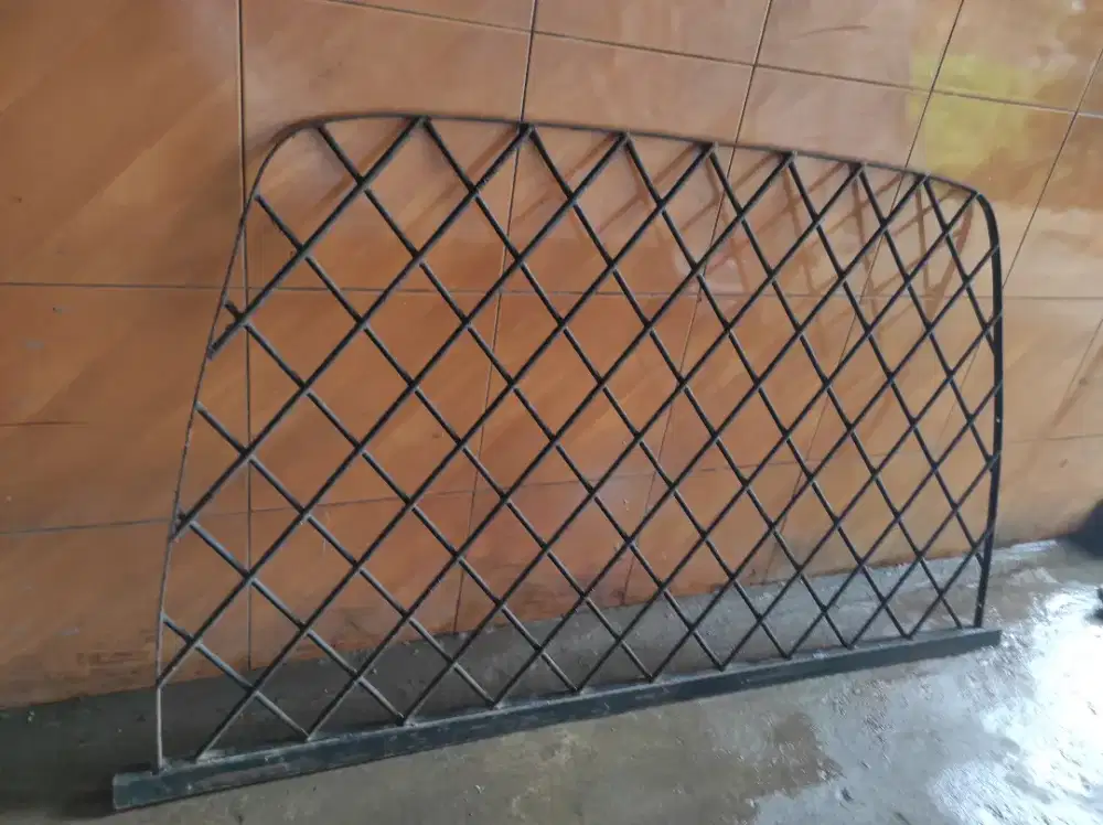 Portal besi pengaman kaca belakang suzuki carry futura colt t120ss