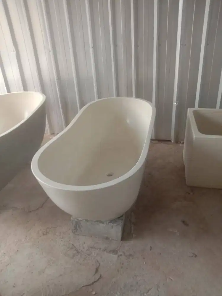 Bathub Terrazzo Lengkung Finishing Glossy