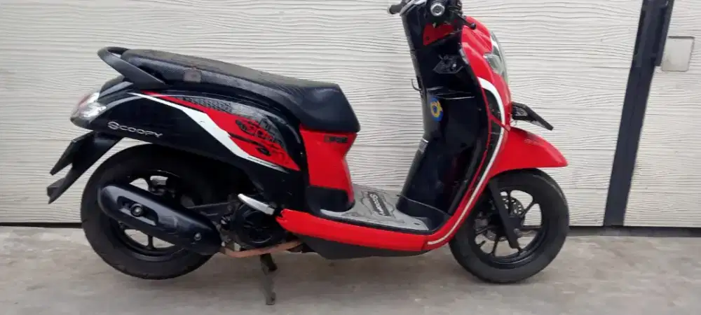 Honda Scoopy Sporty