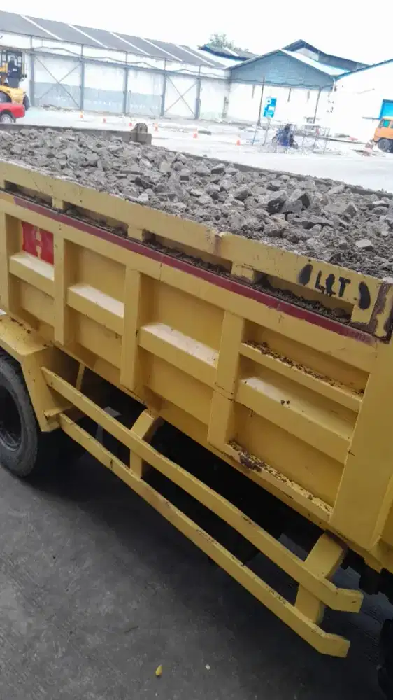 Makadam std Batu belah sirdam Pasir pasang Batu split