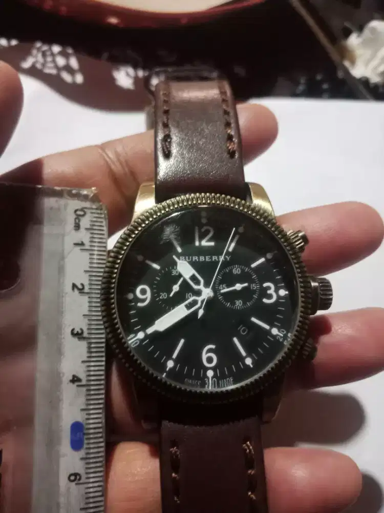 Jam tangan Burberry bateray