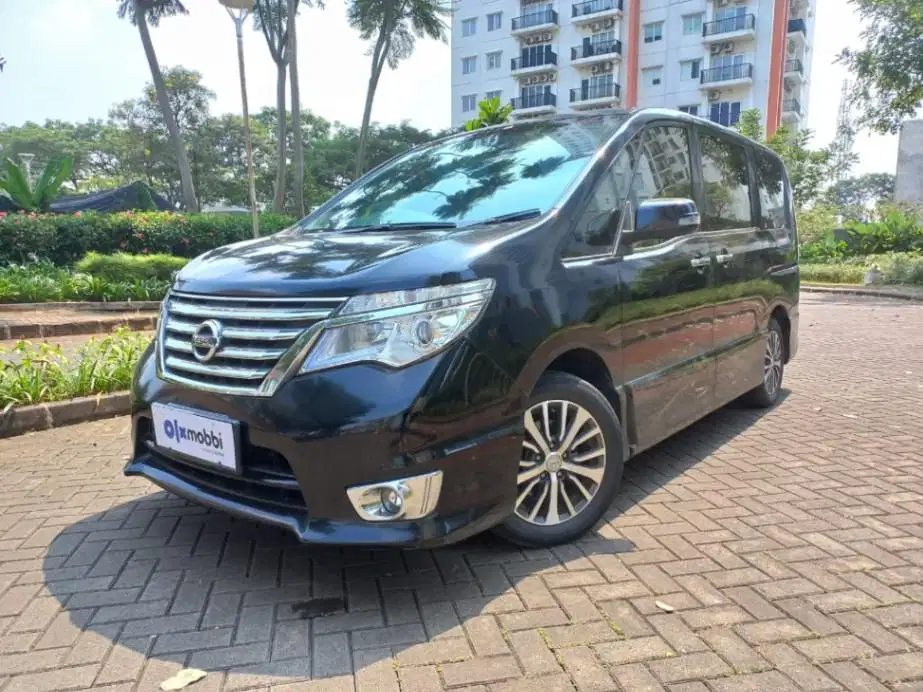 DP 5% Nissan Serena 2.0 Bensin-AT 2017 Hitam CSXPB