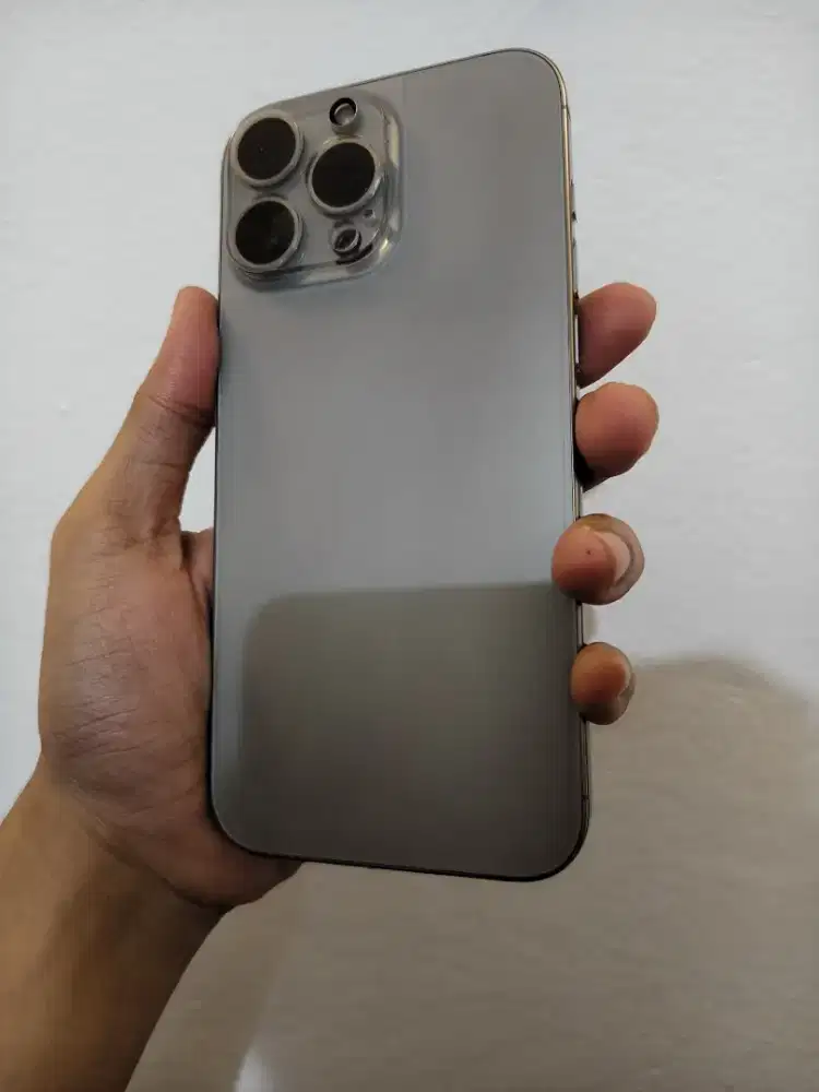 Iphone 16 promax 256 natural titanium iBox bh100 cc rendah