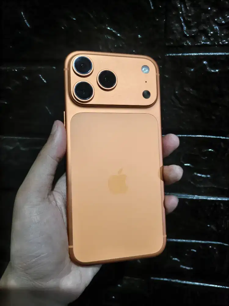 Iphone 17 promax 256 cosmic orange ibox