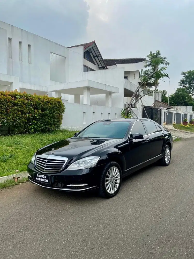 FOR SALE! MERCY S300 SOLITARE TAHUN 2014