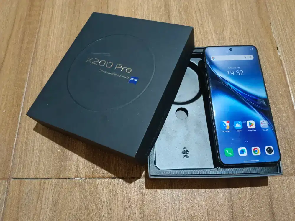 Vivo x200 pro 5G 16/512 resmi black 3bulan pake like new fullset ori