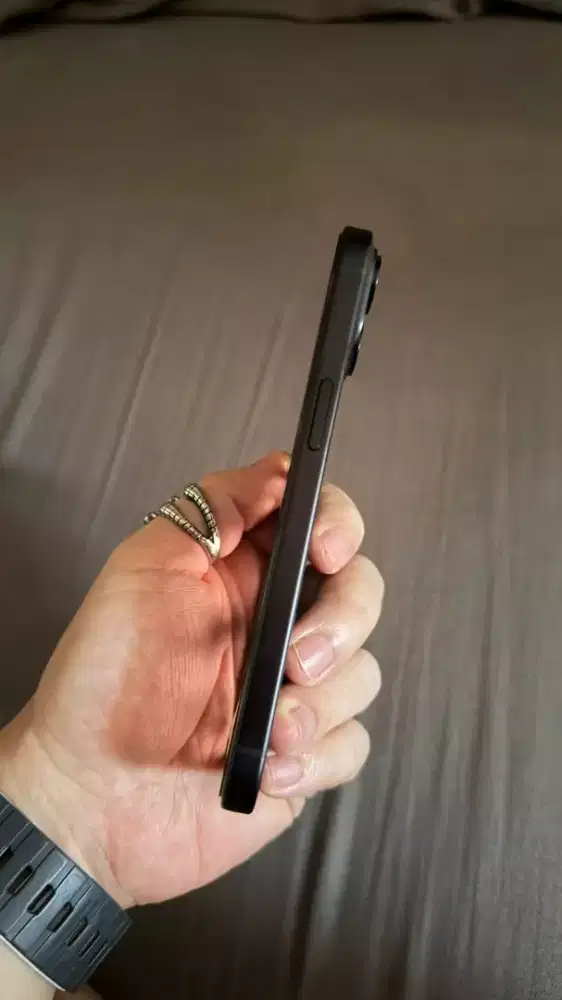 Iphone 15 128gb hitam iBox Mulus Fullset bh98% HARGA PASS NO NEGO.