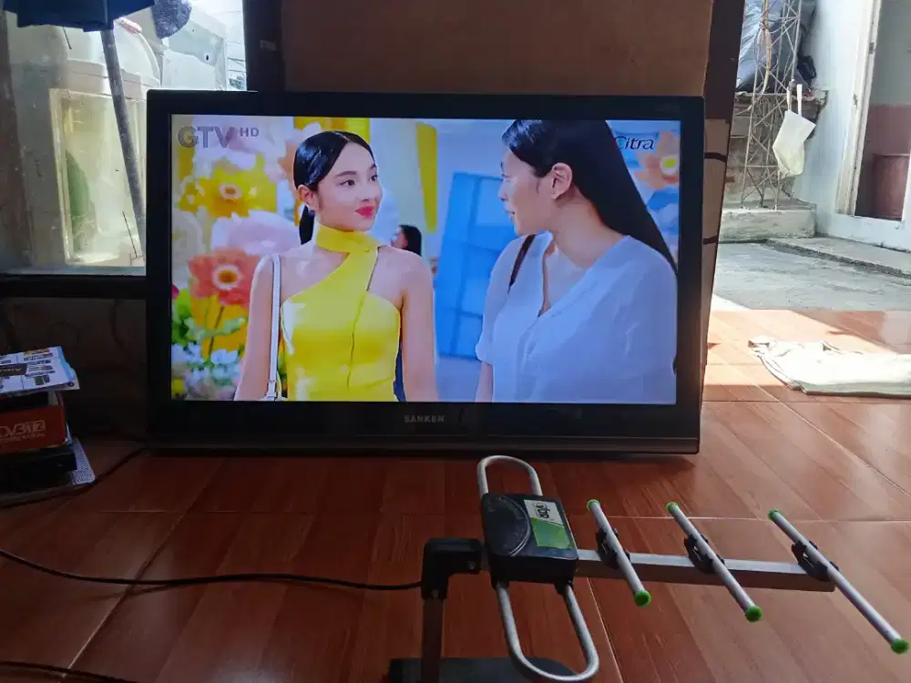 Tv Sanken LED 32inchi digital