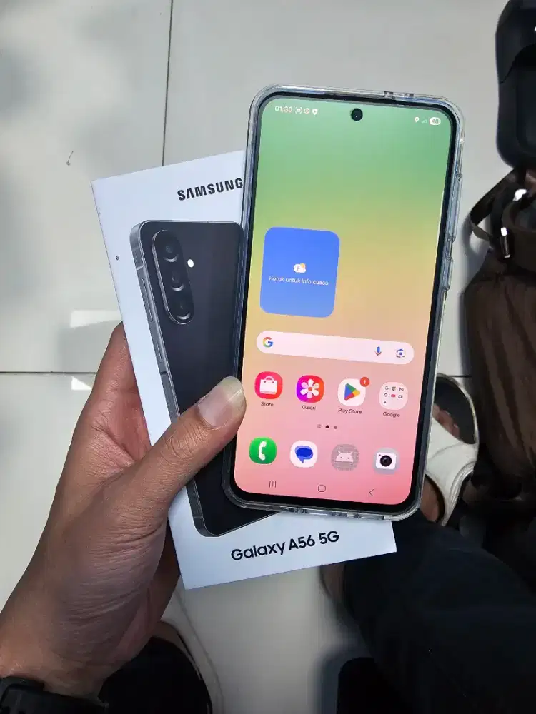 Samsung a56 8/256 like new
