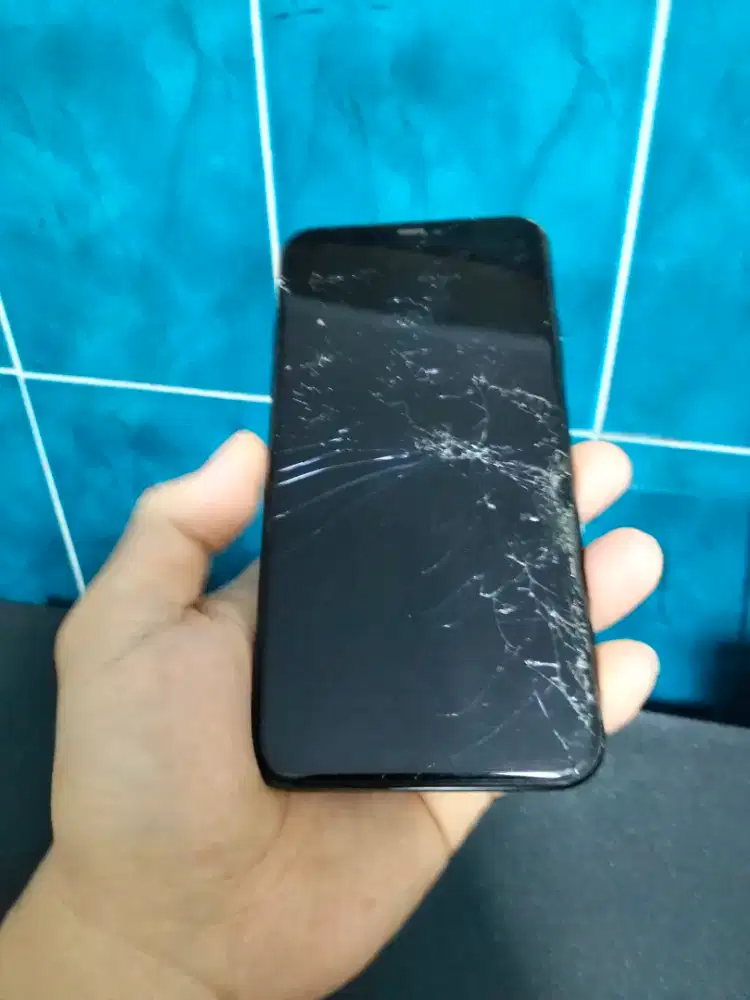 Dijual iPhone 11pro max 256gb