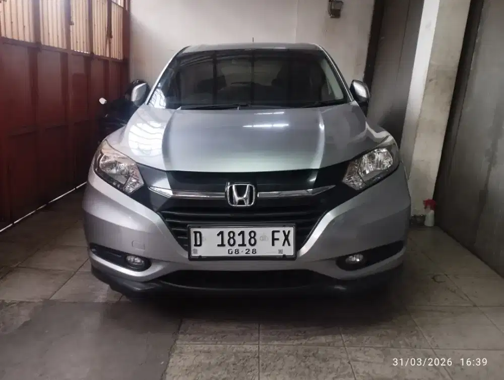 Mulus  HR-V 1.5 E CVT 2017