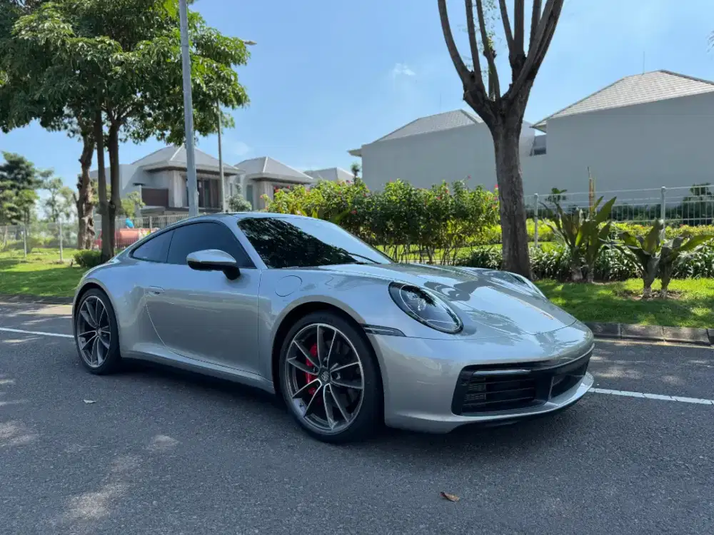 Porsche 911 Carrera s