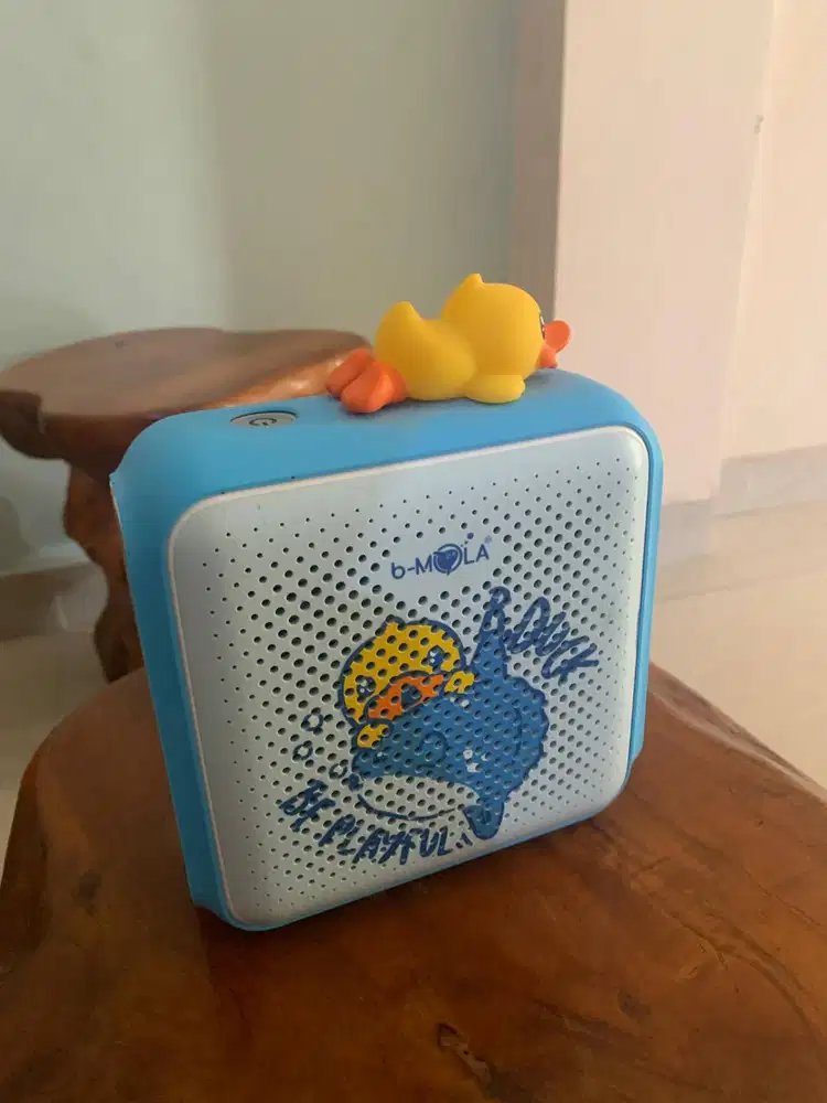 B-MOLA air purifier portable model BM10 edisi B.Duck