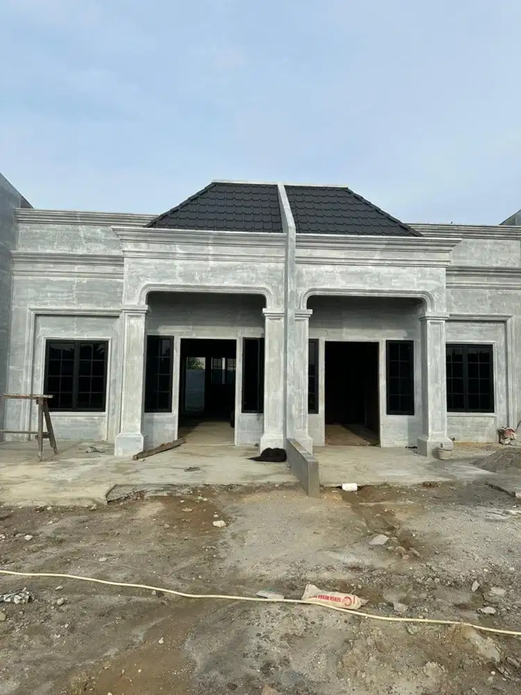 READY DALAM KOMPLEK DEKAT SEKOLAH ASISI SIMPANG PEMDA