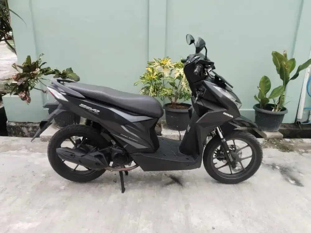 Honda Beat deluxe thn 2021 di Tangerang