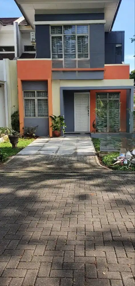 Rumah Cantik Naturale Foresta  2 Lantai Siap Huni