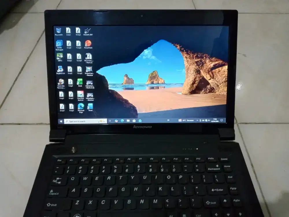 Laptop lenovo B470 i3 ram 8gb ssd ngebut