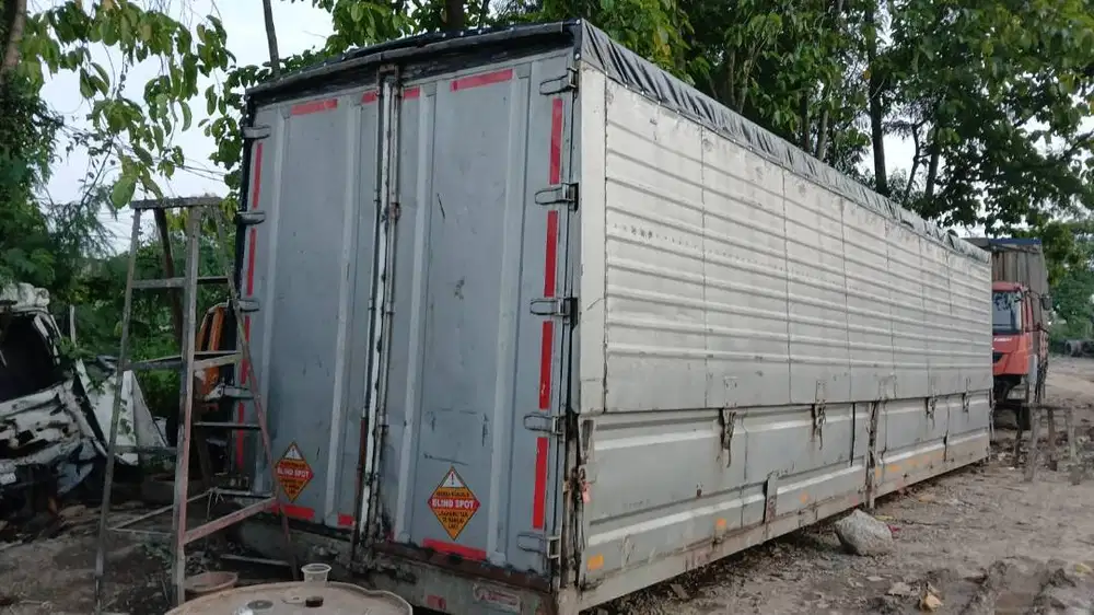 WINGBOX EX MITSUBISHI FUSO