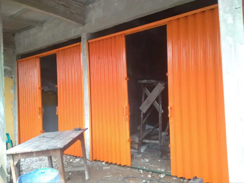 Rolling door dan folding gate