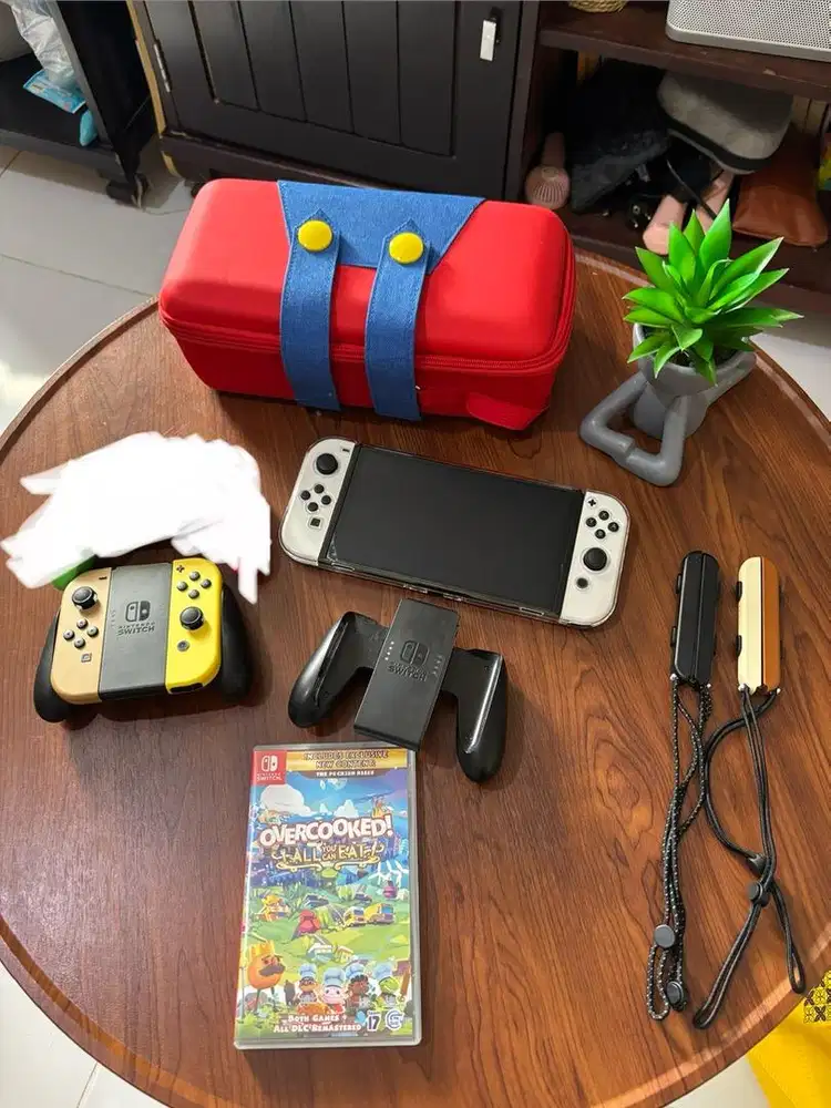 Nintendo switch oled 512 GB White Bekas