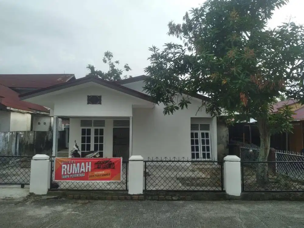 DIJUAL RUMAH STRATEGIS – SIAP HUNI!