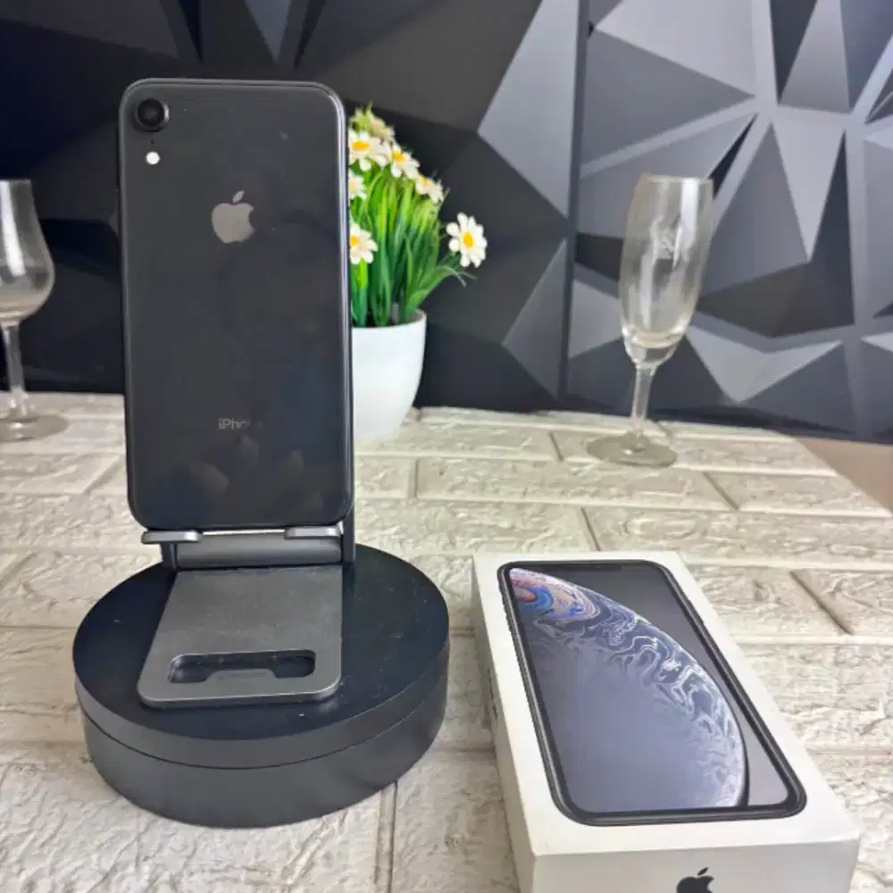 iPhone XR 64GB Garansi Ex iBox Battery Health 100%