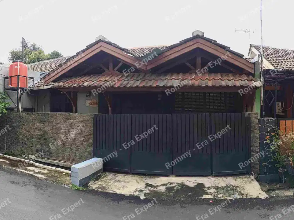 Dijual Rumah 1 Lantai Dekat Gerbang Akses Angkot di Taman Wisma Asri 1