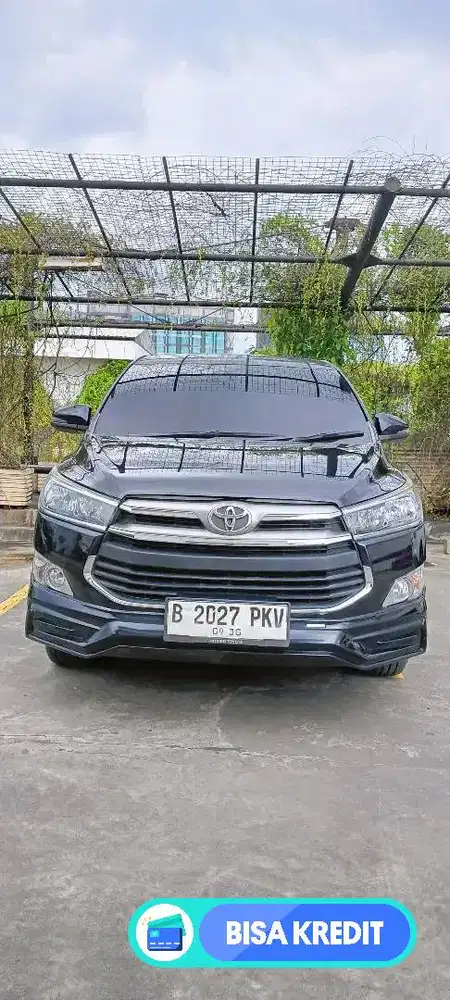 Kijang inova 2.4 G TRD solar at