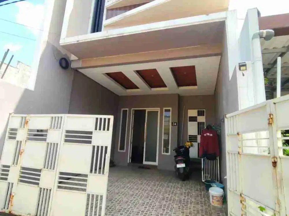 SIMOREJO dekat TOL DUPAK‼️ Jual Rumah 2 Lantai Carport Bisa 2 Mobil