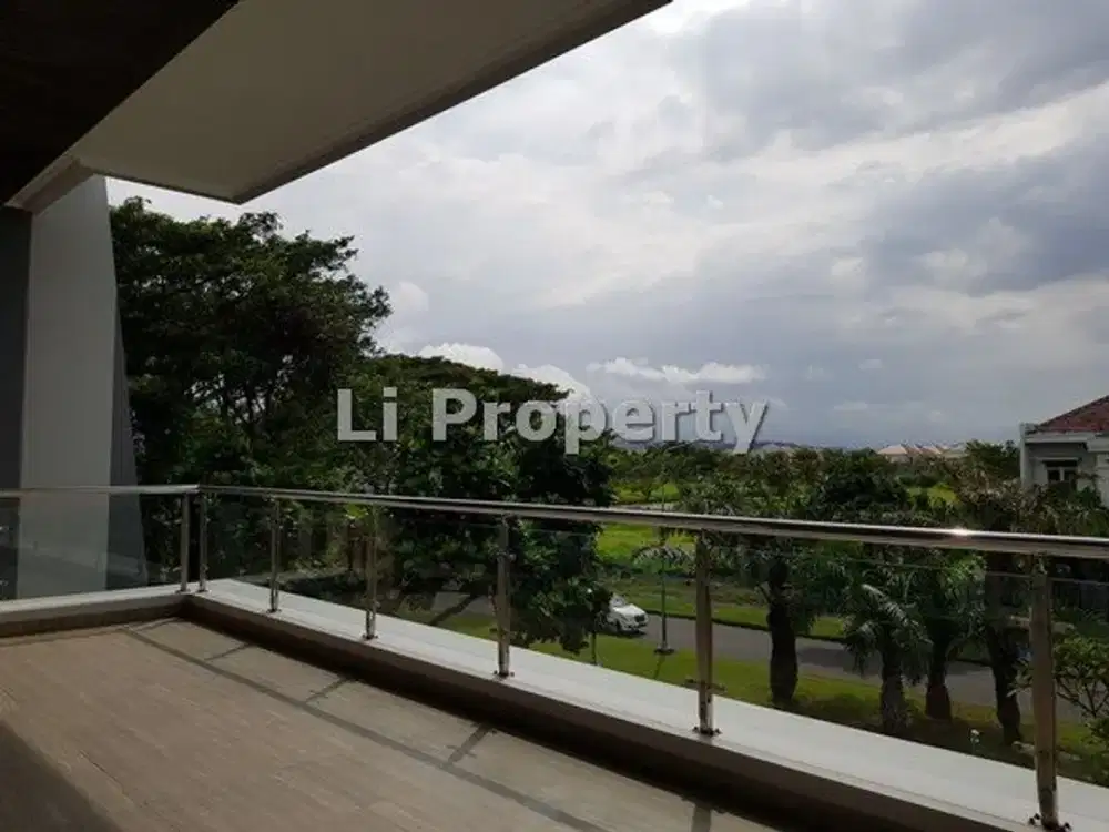 Graha Padma, dekat Bandara dan Columbia Asia Hospital, Semarang