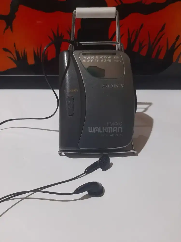 Walkman Sonny Radio & tape kaset bekas