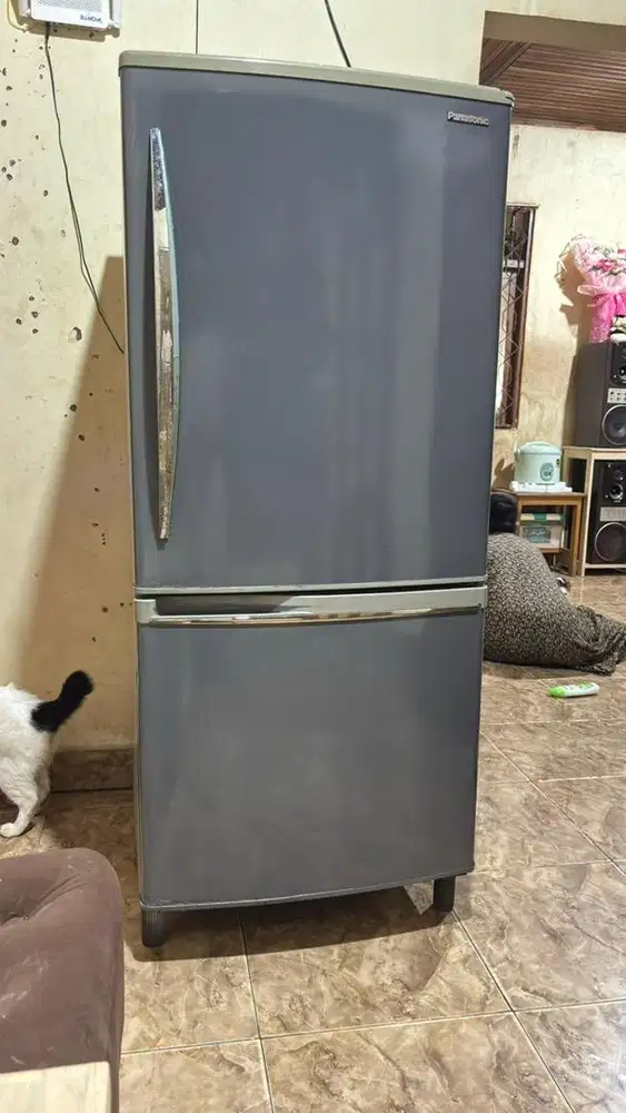 kulkas panasonic 2 pintu ori